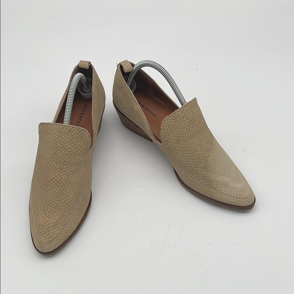 Lucky Brand Tan Brown D'orsay Heeled Shoes Women Size 11 BLEMISH